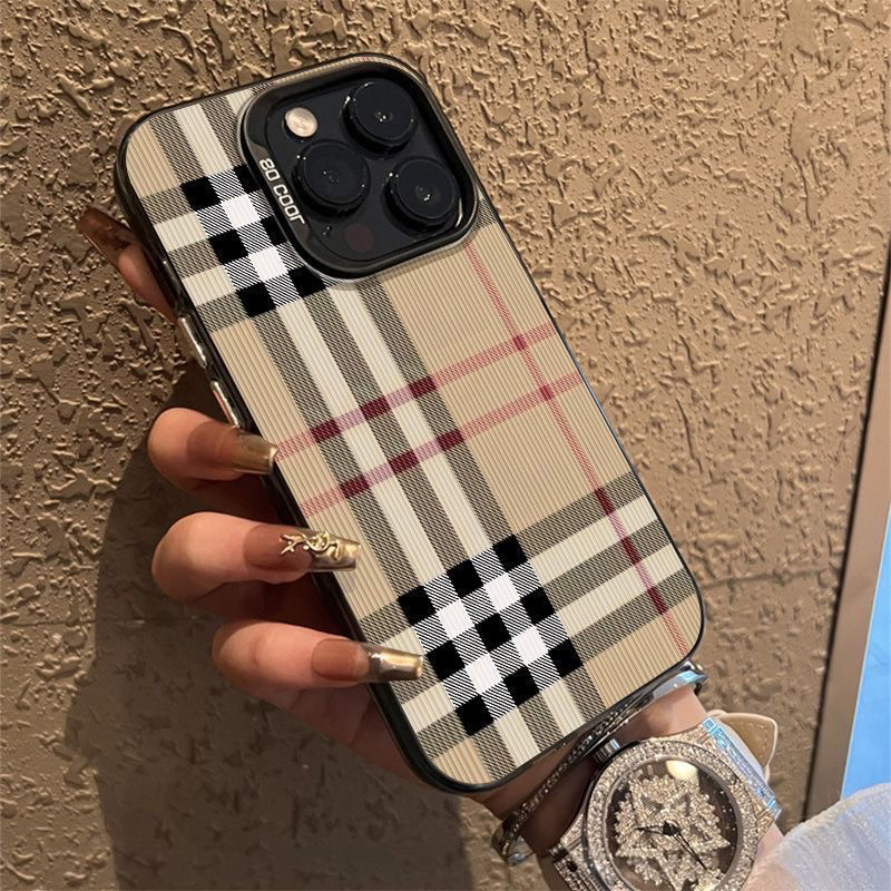 Phone Cases Vogue - Capa de Telefone Luxuosa com Listras
